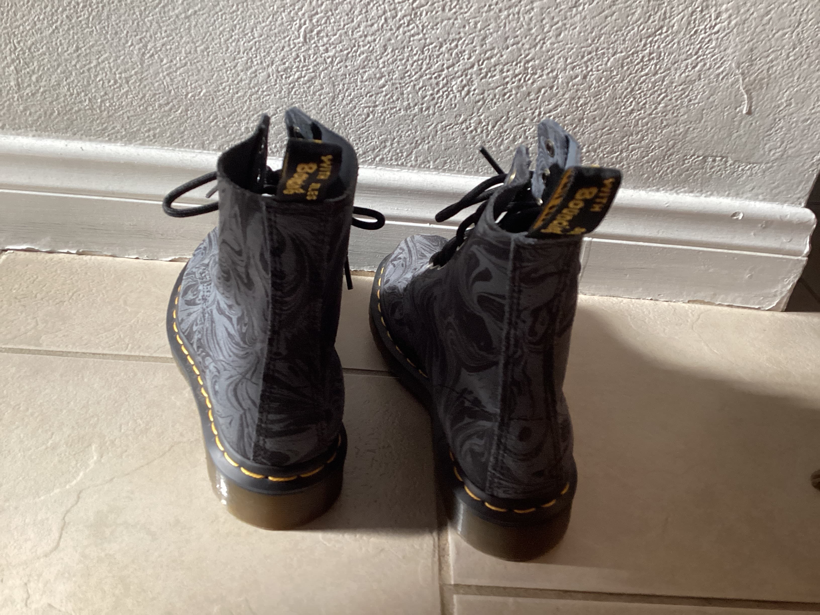 Dr.Martens , Frente. Condición: Mint.