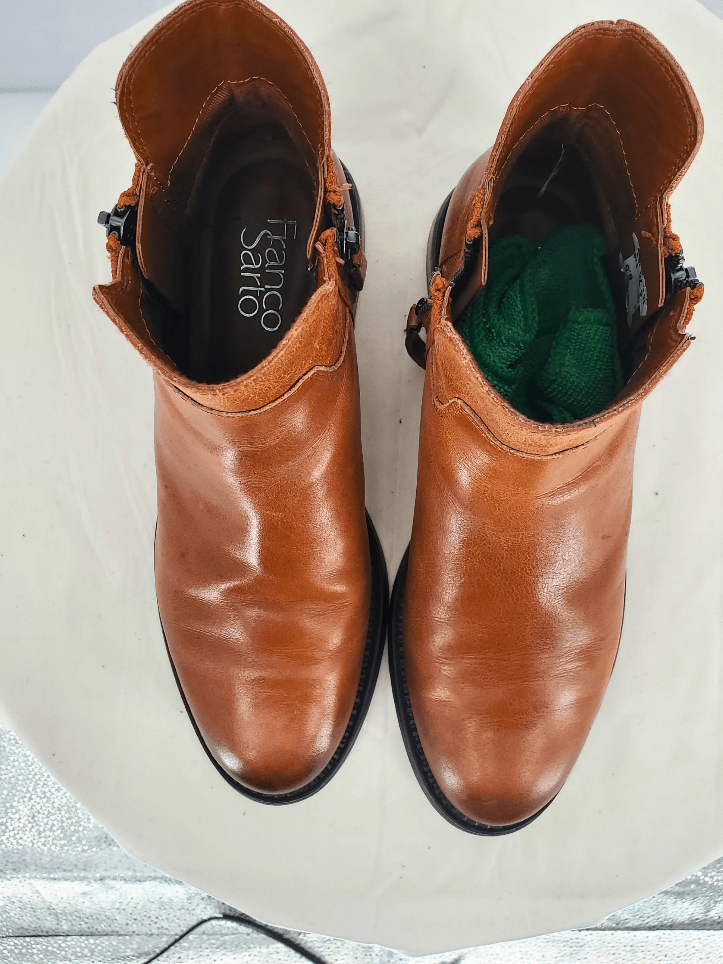 Franco Sarto, Frente. Condición: Excellent.