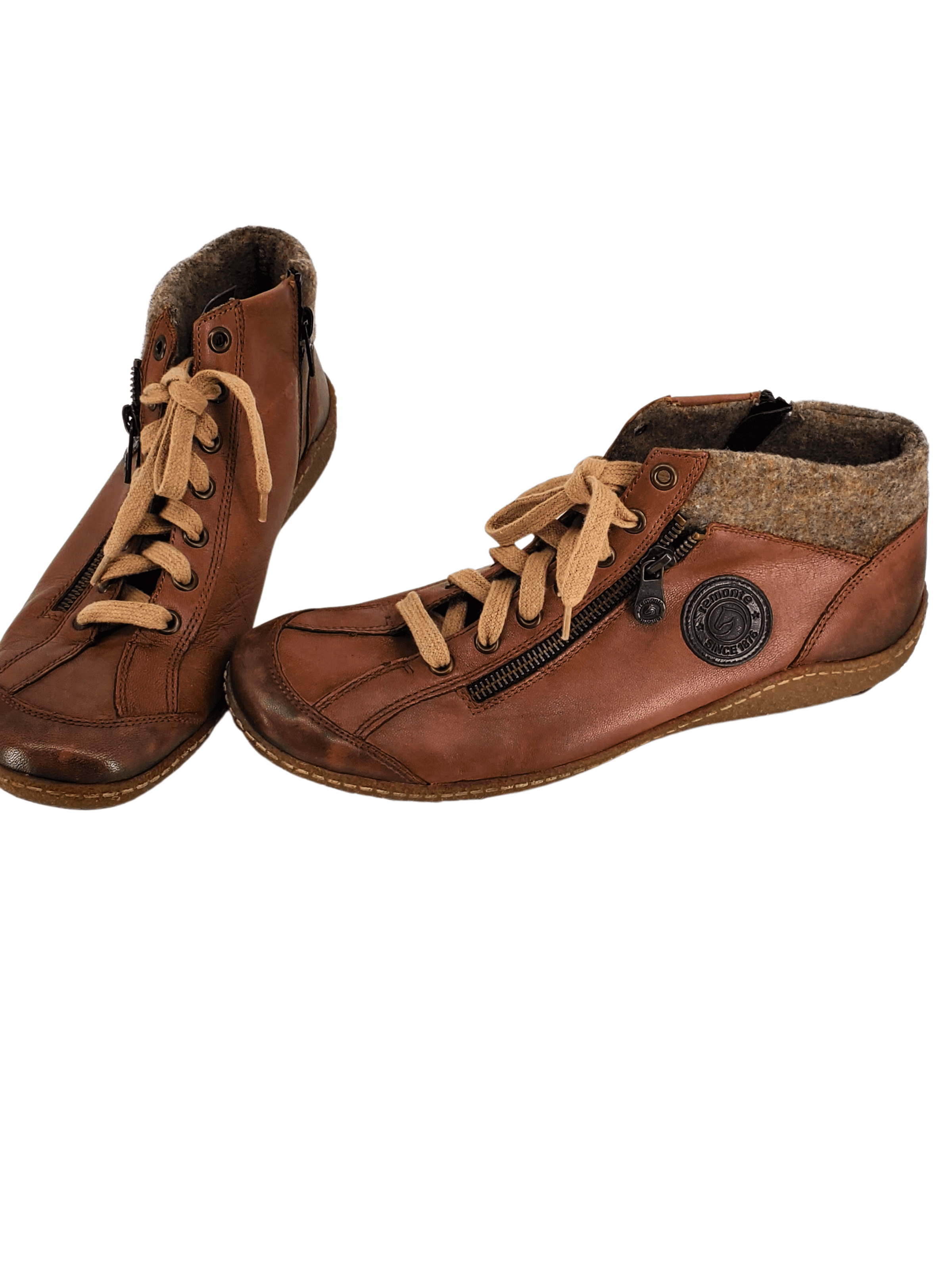 Remonte chestnut brown leather with wool interior , Frente. Condición: Excellent.