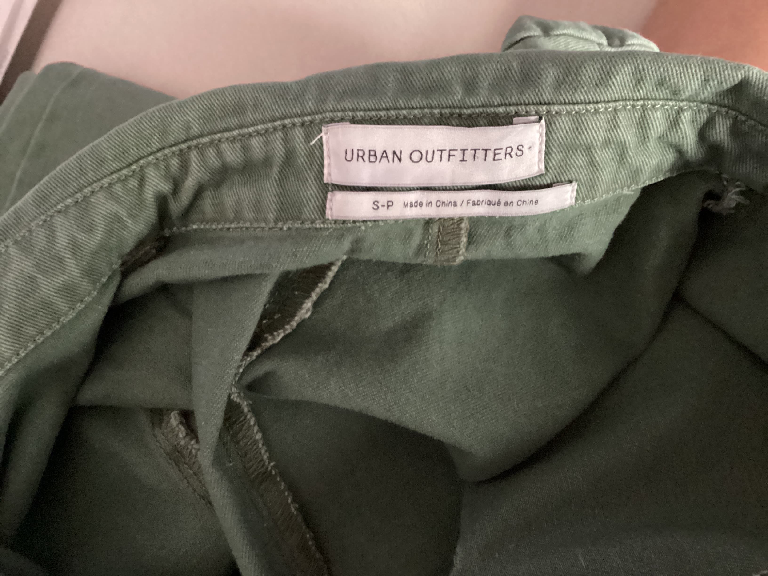 Urban Outfitters , Frente. Condición: Excellent.