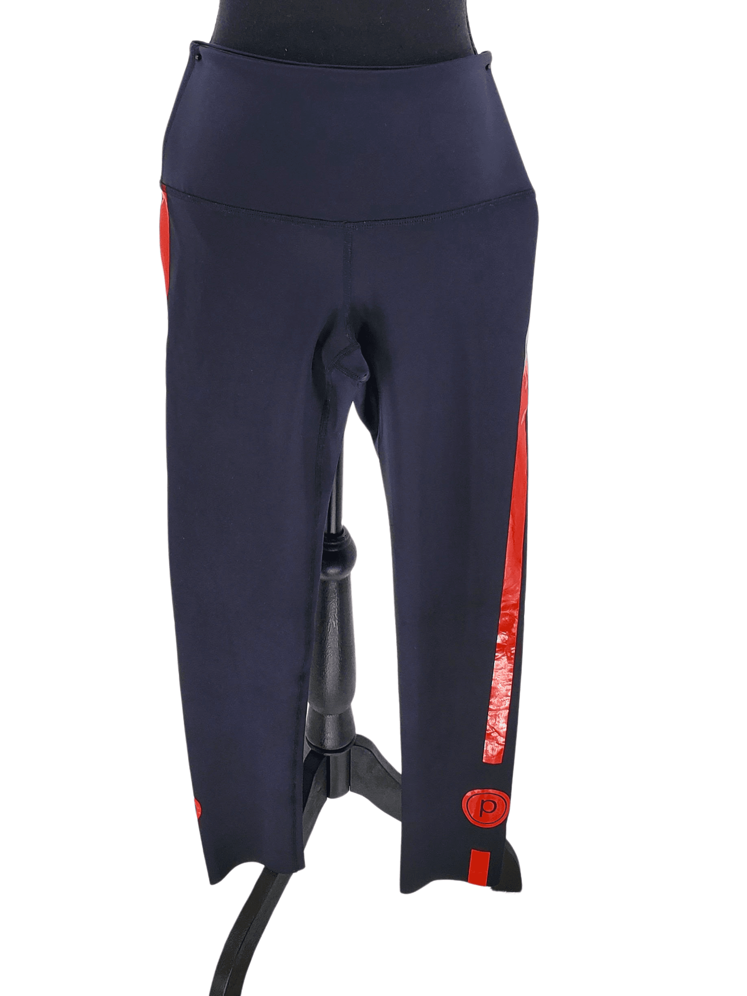 Noli yoga pants, Frente. Condición: Mint.