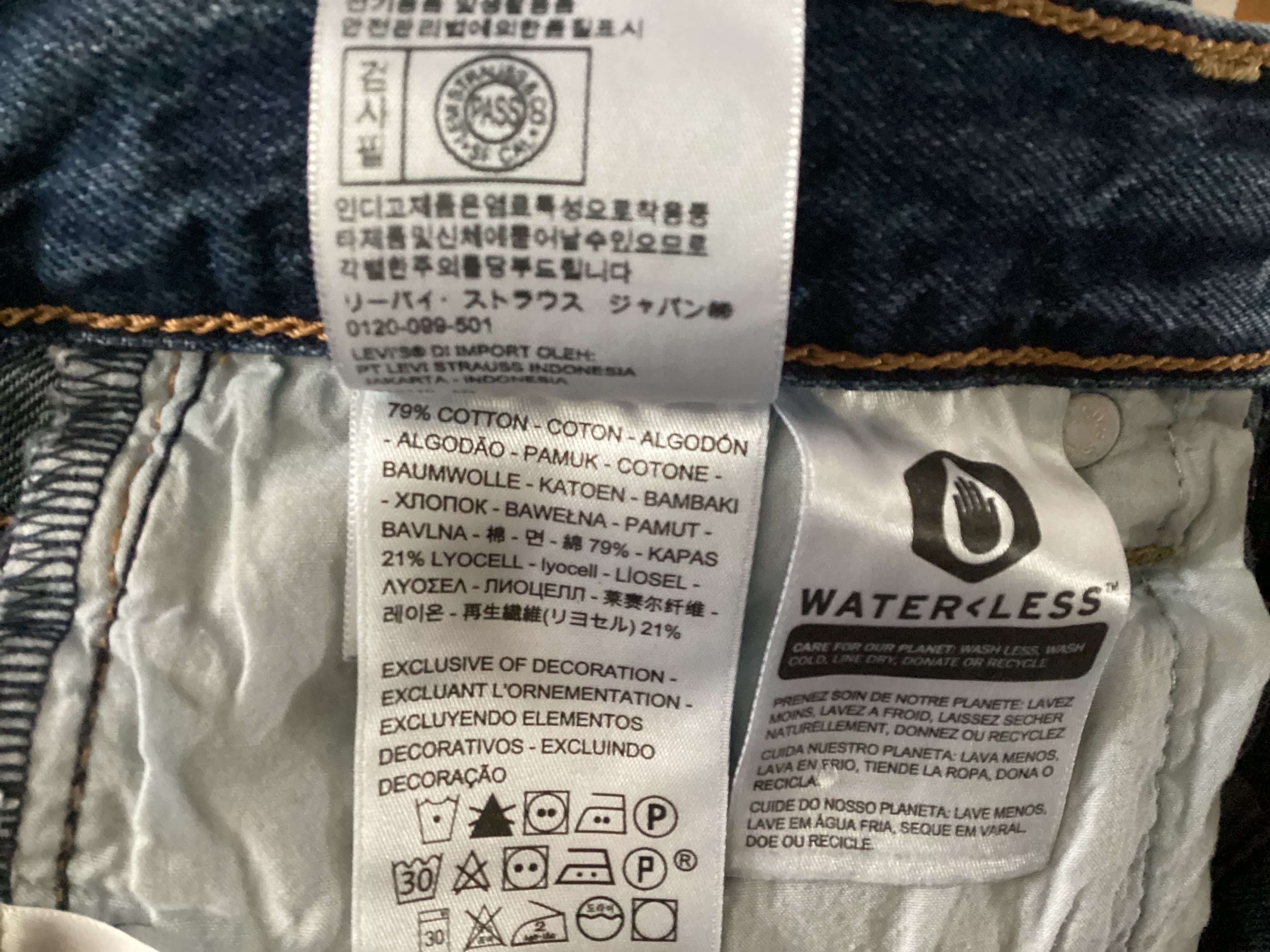 Levi’s , Frente. Condición: Excellent.