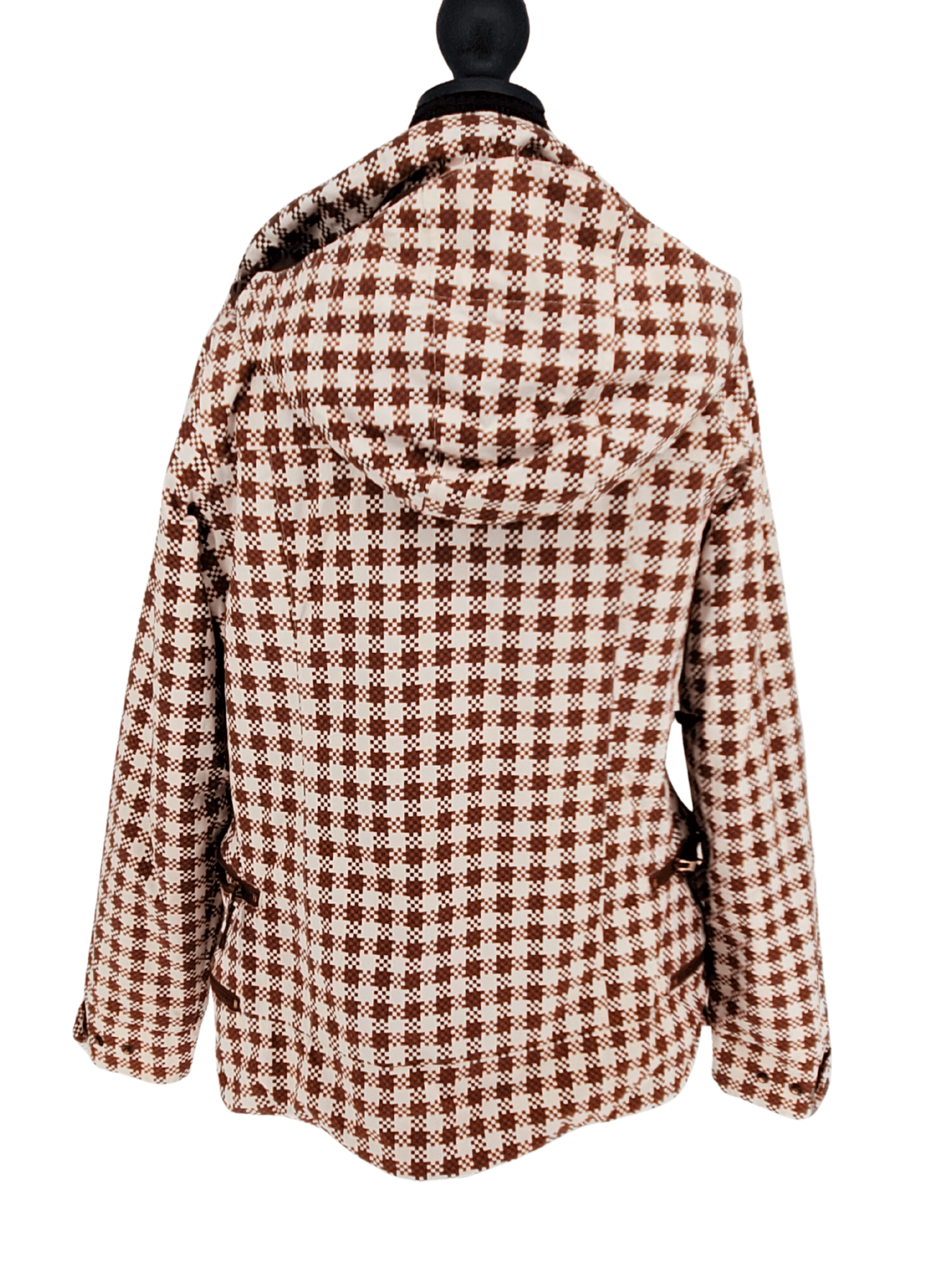 Burton outwear women jacet, Frente. Condición: Mint.
