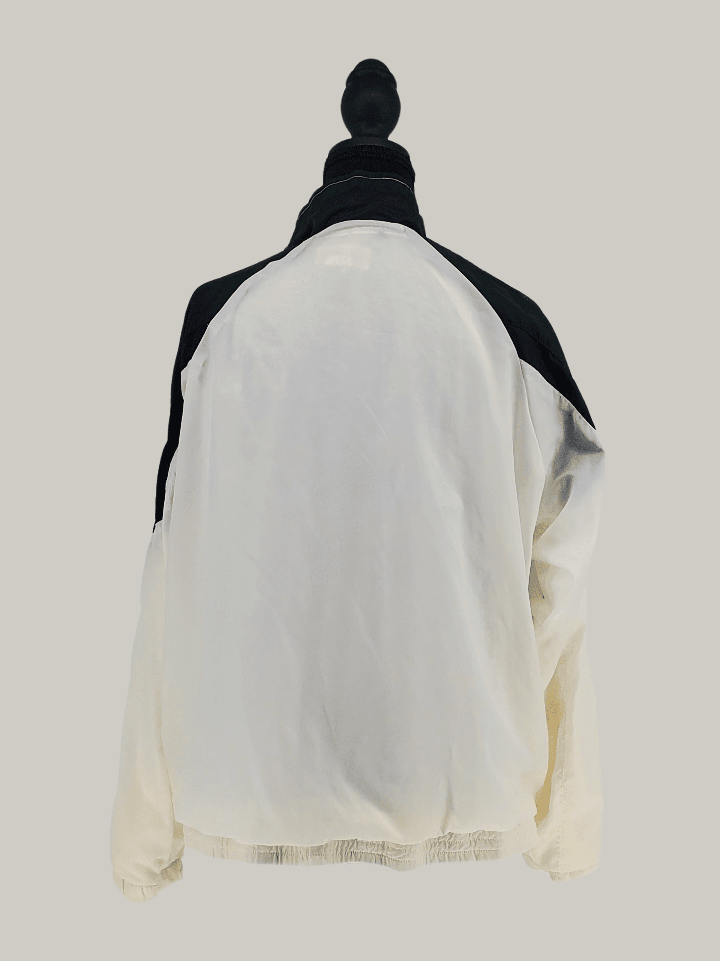 Fred Perry Vintage Sportwear Y2K, Frente. Condición: Mint.