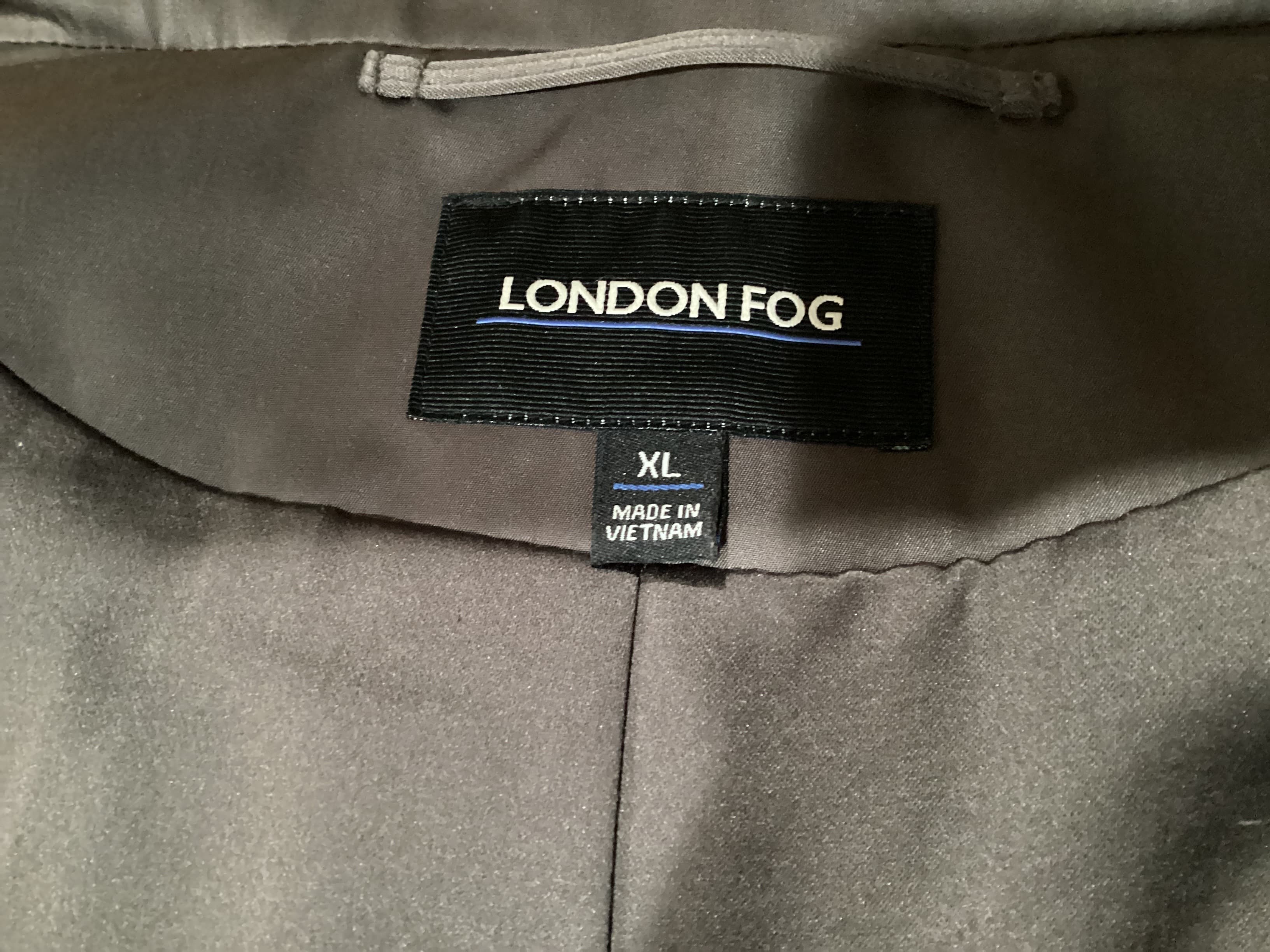 London Fog , Frente. Condición: Mint.
