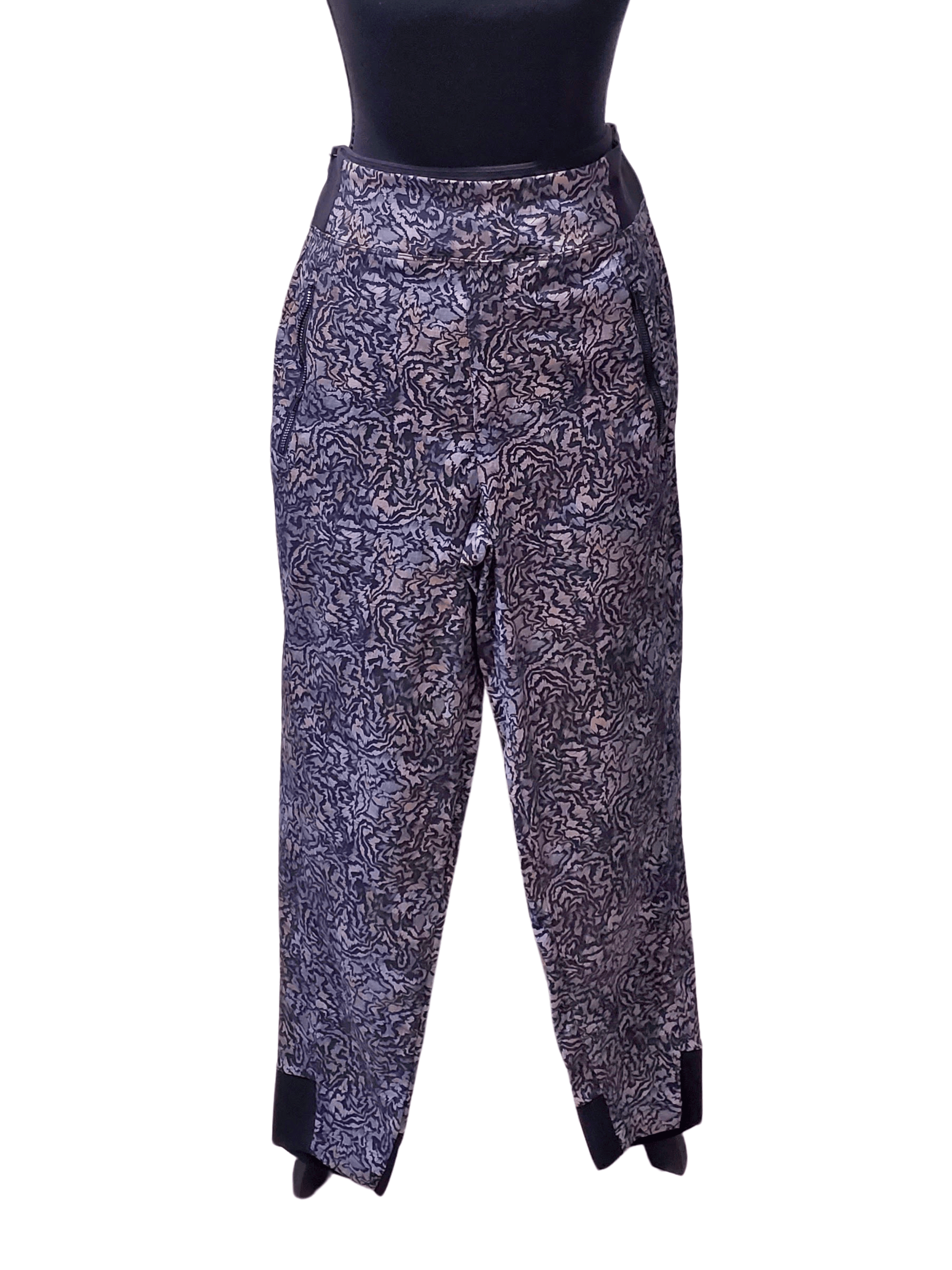 Athleta , Frente. Condición: Excellent.