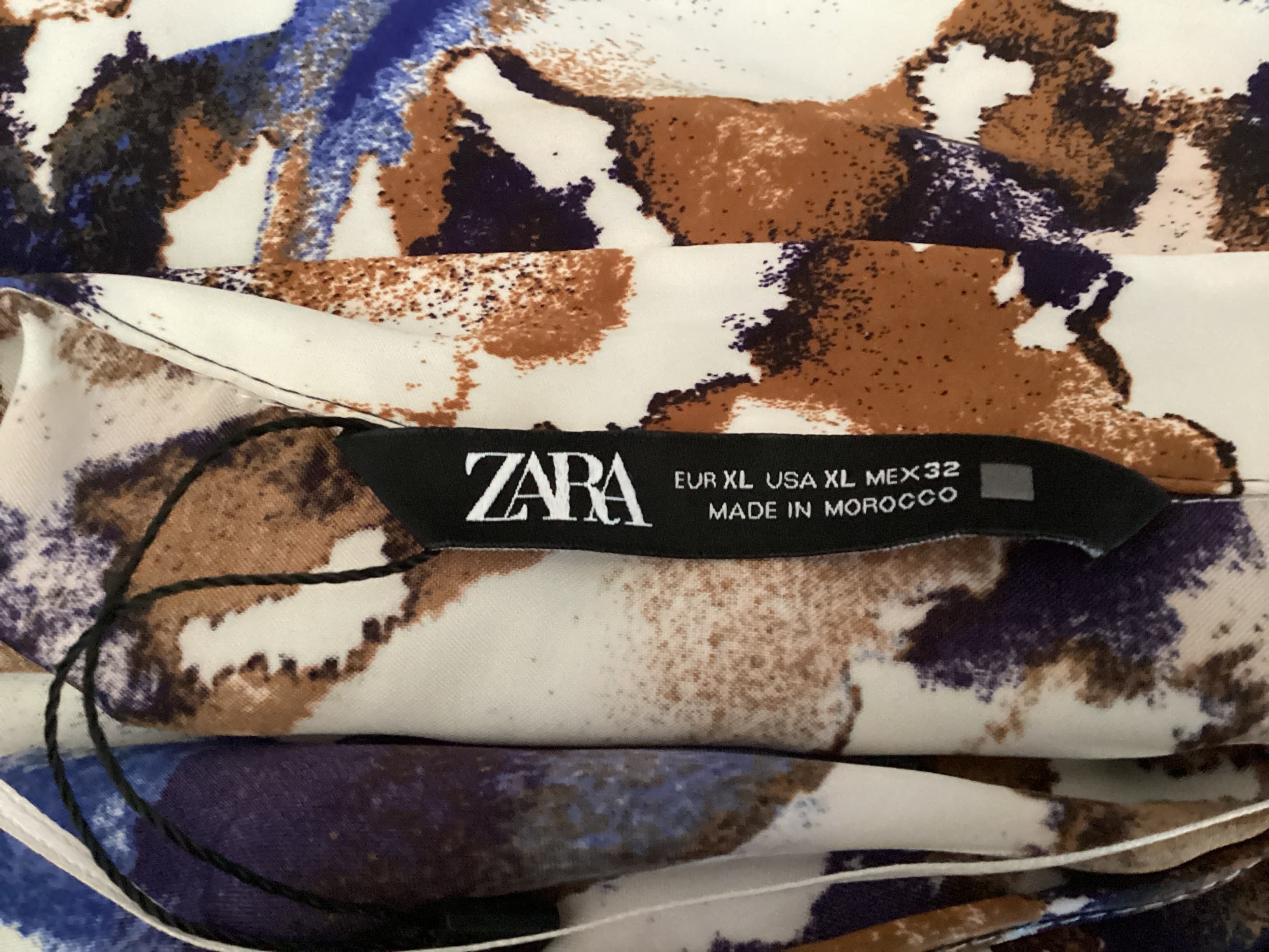 Zara , Frente. Condición: Mint.