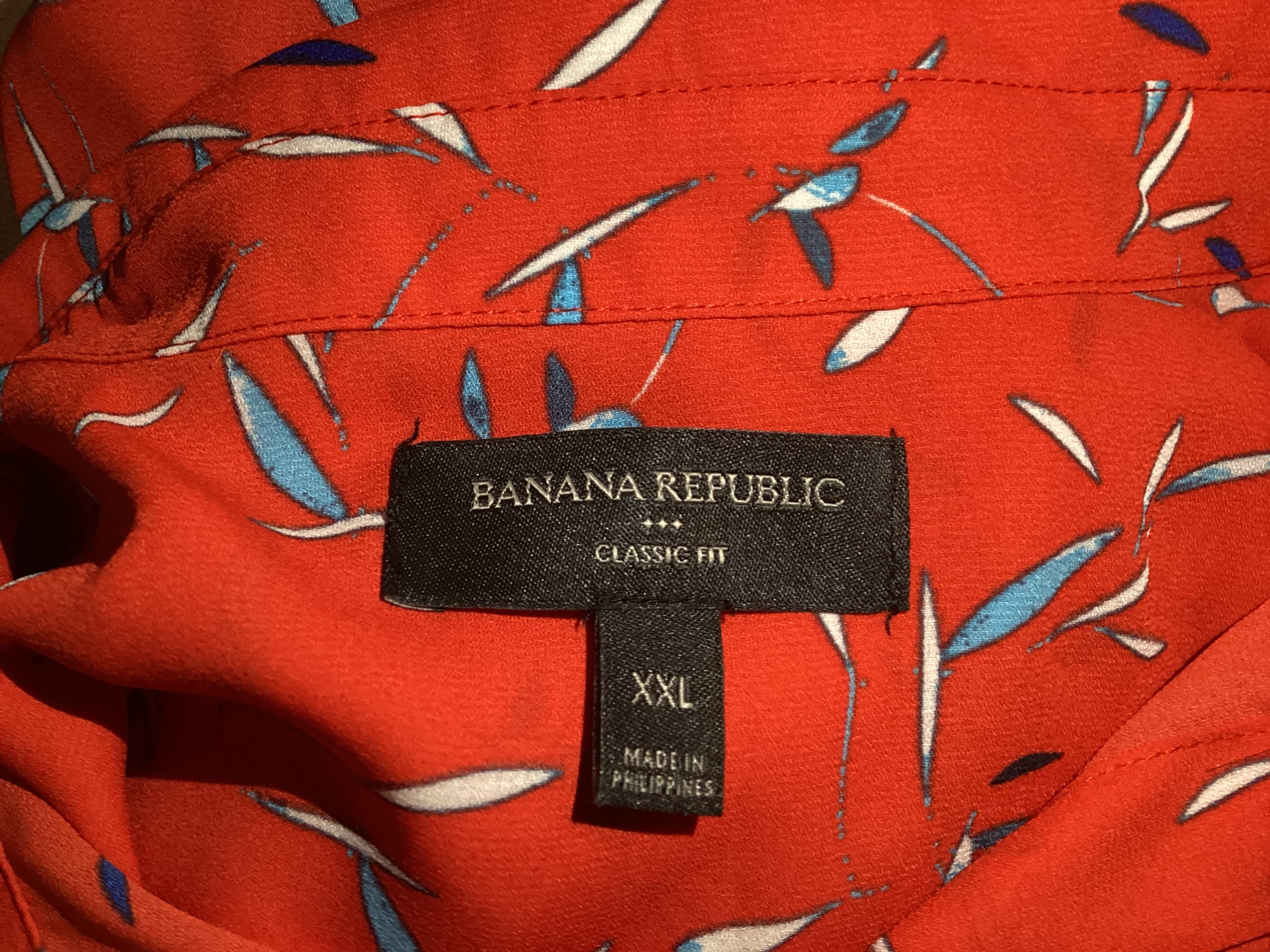 Banana Republic , Front. Condition: Excellent.